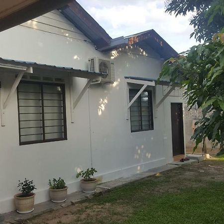 Homestay / Roomstay Muslim Budget Tanjung Malim ตันจุงมาลิม ภายนอก รูปภาพ