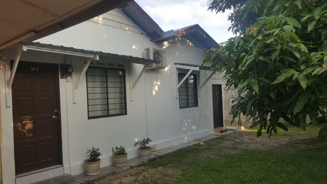 Homestay / Roomstay Muslim Budget Tanjung Malim ตันจุงมาลิม ภายนอก รูปภาพ
